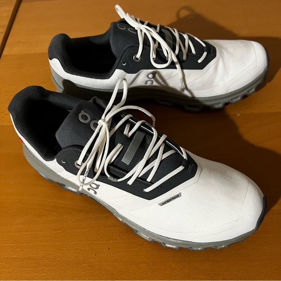 NIB On Men’s Cloudventure Waterproof Athletic Tennis Running Shoes Trainers Sz 8 - Picture 6 of 13